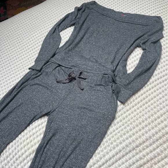 Like New Lounge Set Grey Off Shoulder Tie Pants Fall - Picture 1 of 11